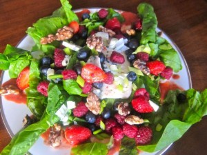 Berries, Spinach, and Blue Cheese Salad