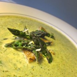 The Perfect Spring Soup? Cream of Asparagus, of Course!