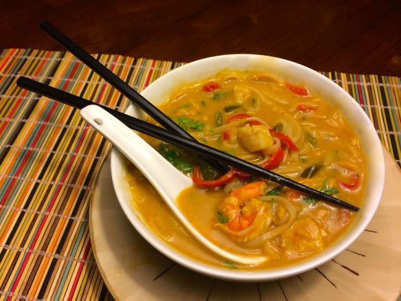 Vietnamese Soup with Shrimp and Scallops